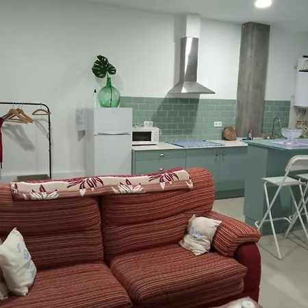 Oli 4 O 2 People Vut-lu-3838 * مْبيفيرو