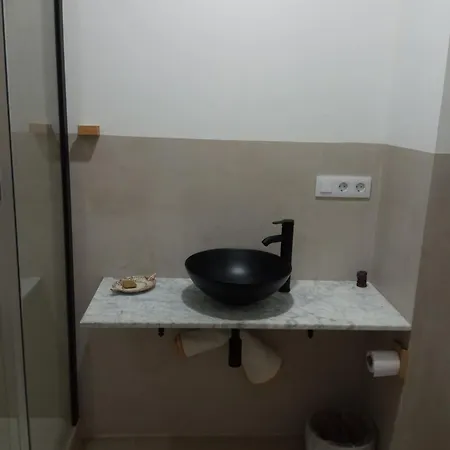 Oli 4 O 2 People Vut-lu-3838 * مْبيفيرو